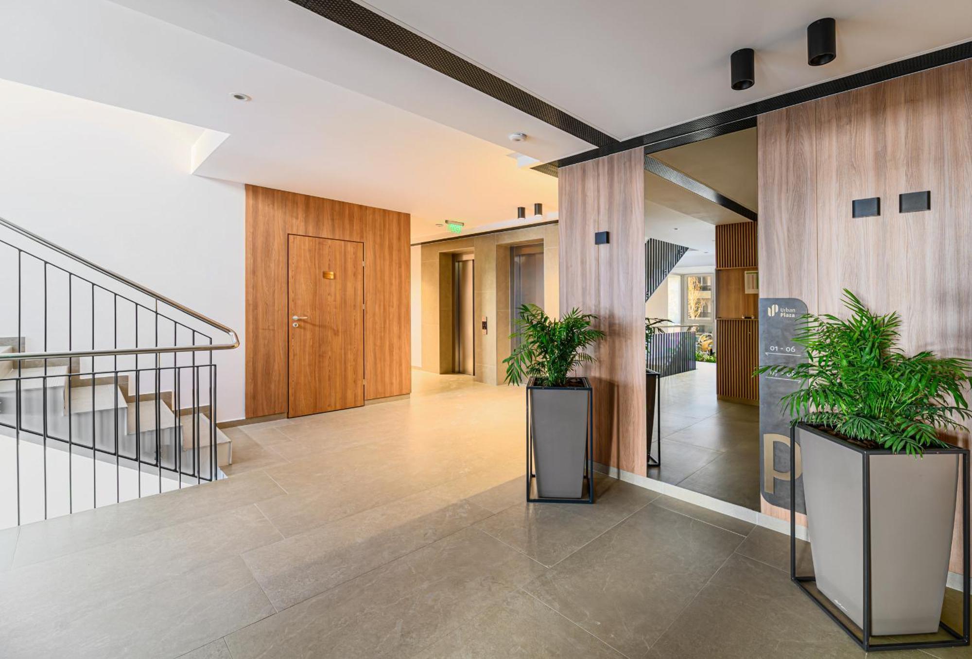 B-Holiday Luxury Apartments Urban Plaza Braszów Zewnętrze zdjęcie